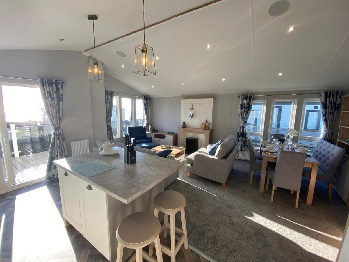Sea View Beach Lodge Trecco Bay 3 Bedroom Porthcawl Dış mekan fotoğraf